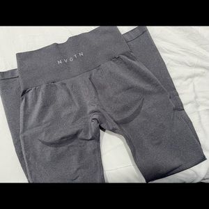 Nvgtn gray contour leggings S